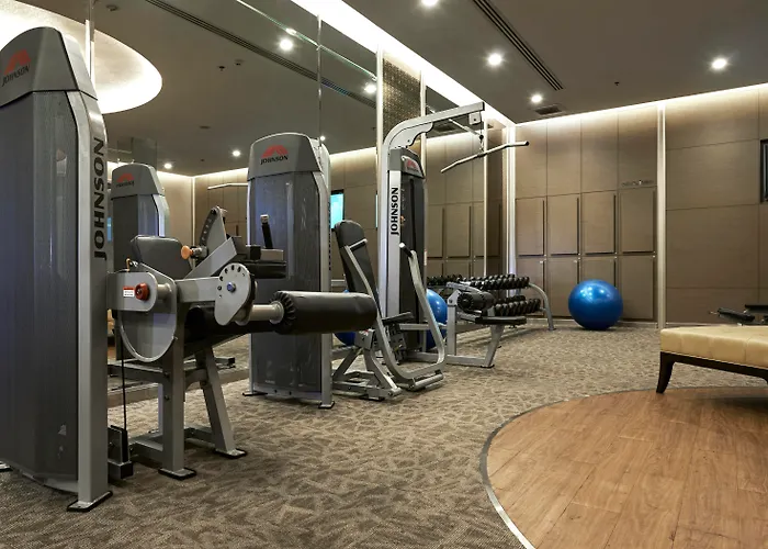 Mandarin Managed By Centre Point Hotel