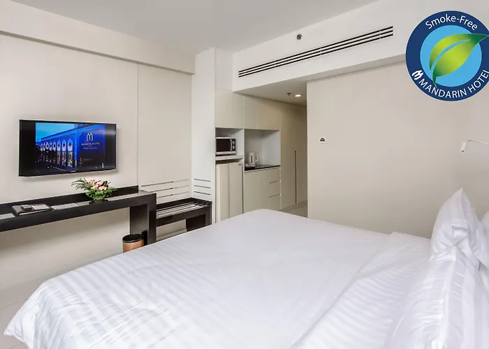 Mandarin Managed By Centre Point Hotel 4*